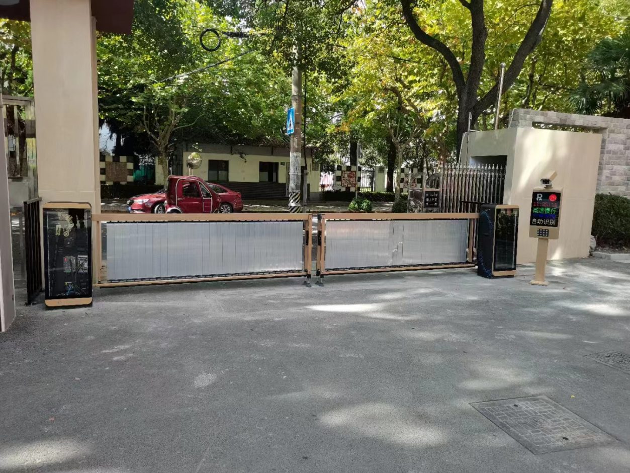 上海某職業(yè)技術(shù)學(xué)校智慧停車(chē)案列 平安校園智慧停車(chē)案列 第2張